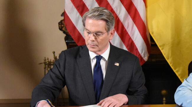 Bessent Defends Tariffs in Senate Hearing, Calls Critics Sufferers of “Tariff Derangement Syndrome”